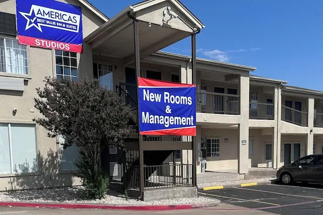 Photo 1 - Americas Best Value Inn Arlington