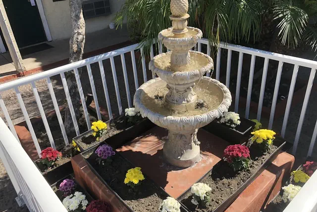 Photo 1 - Anaheim National Inn
