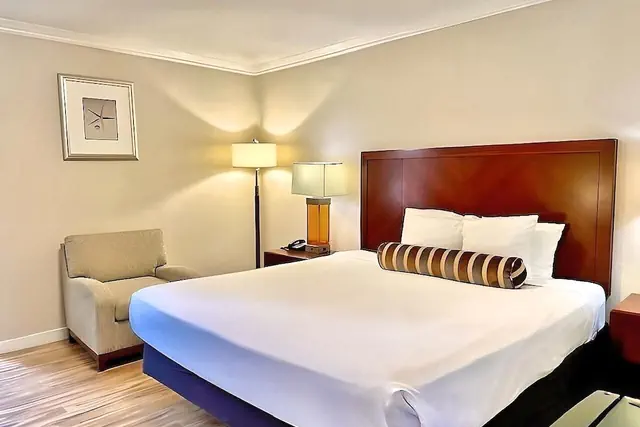 Photo 1 - Rose Garden Inn