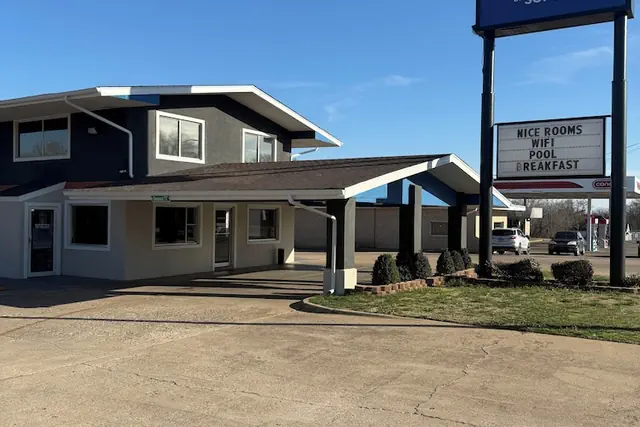 Photo 1 - Americas Best Value Inn Ponca City