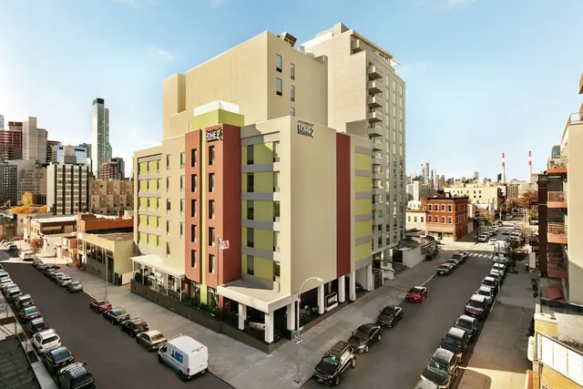 Photo 1 - Home2 Suites by Hilton NY Long Island City/Manhattan View