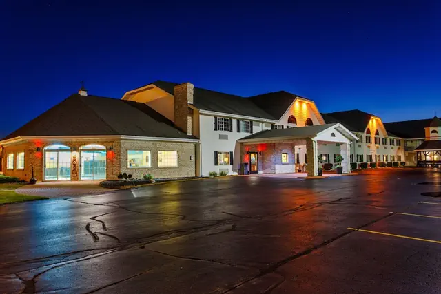 Photo 1 - Hotel J Green Bay