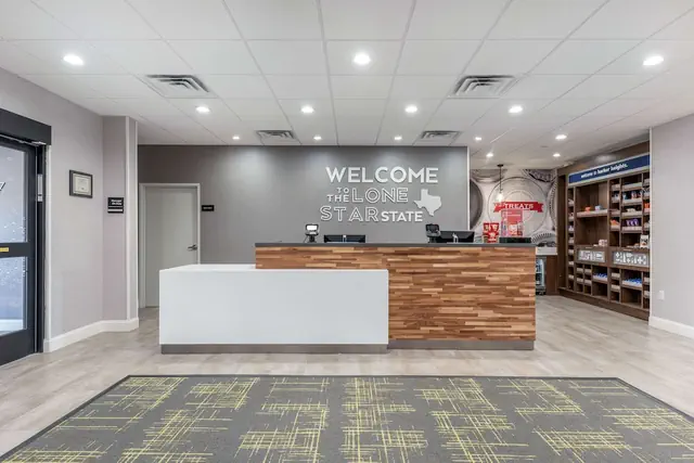Photo 1 - Hampton Inn Harker Heights