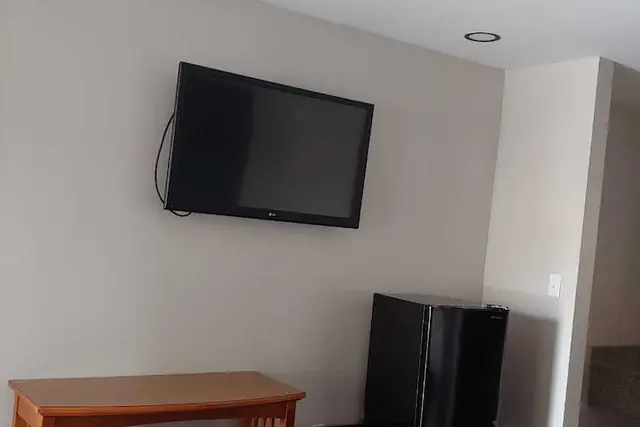 Photo 1 - Budgetel Inn & Suites