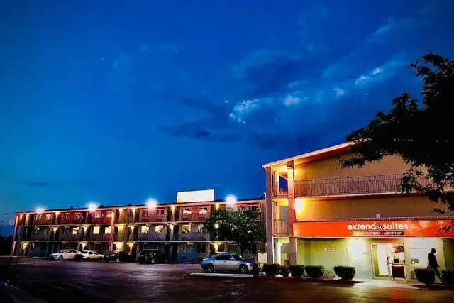 Photo 1 - Rodeway Inn Albuquerque West