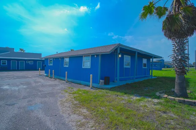 Photo 1 - Monterrey Motel Padre Island, Corpus Christi By Oyo
