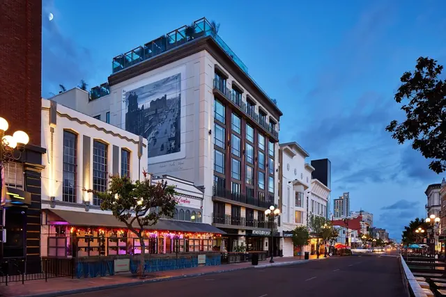 Photo 1 - AC Hotel by Marriott San Diego Downtown Gaslamp Quarter