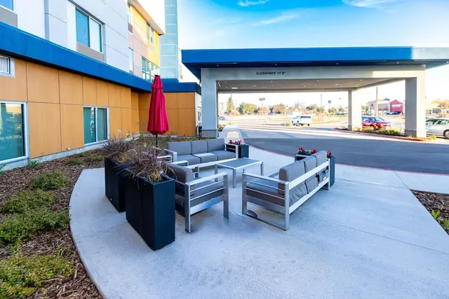 Photo 1 - Hampton Inn Selma, Ca