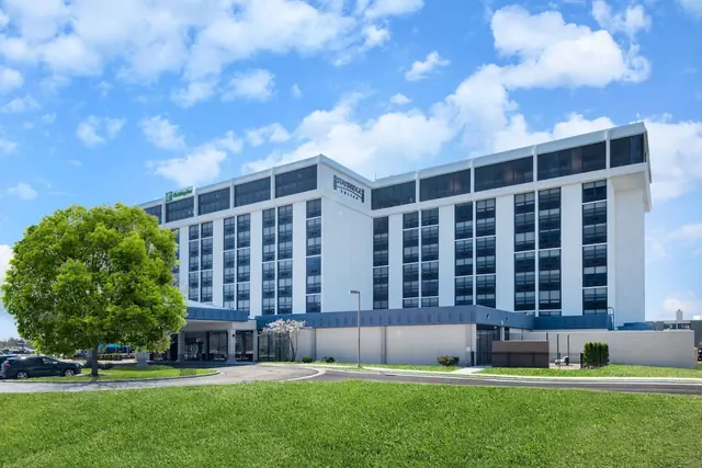 Photo 1 - Holiday Inn Chicago O'Hare – Rosemont by IHG