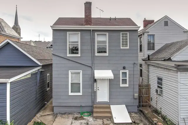 Photo 1 - Historic Ludlow Apt B