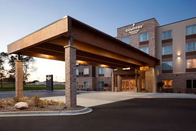 Photo 1 - Country Inn & Suites by Radisson Roseville - St. Paul