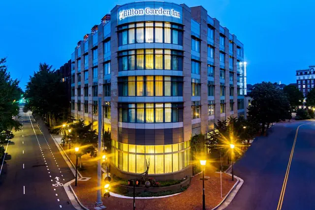 Photo 1 - Hilton Garden Inn Alexandria Old Town National Harbor