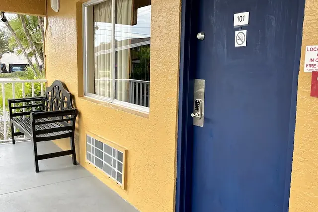 Photo 1 - Budget Inn - Punta Gorda