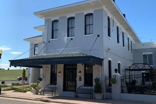 Photo 1 - Hotel 27