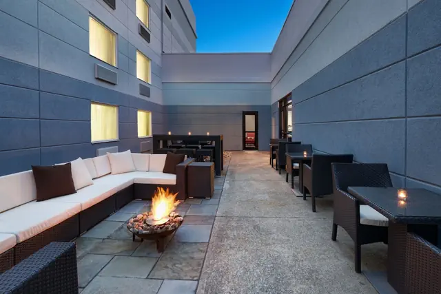 Photo 1 - Hotel Indigo Cleveland-Beachwood by IHG