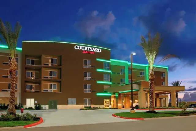 Photo 1 - Courtyard by Marriott Victoria