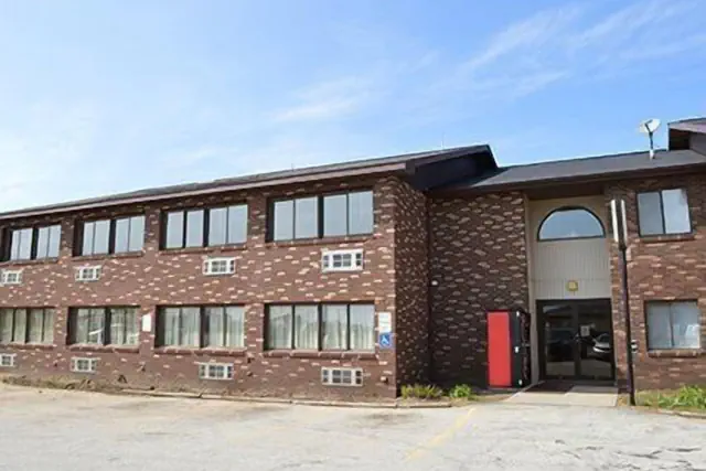Photo 1 - Rodeway Inn Muskegon Airport