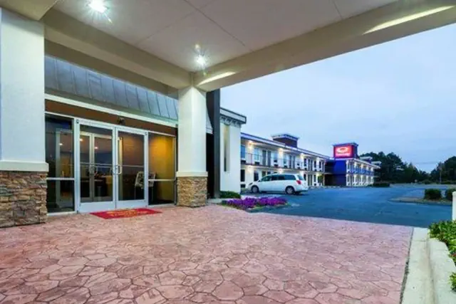 Photo 1 - Econo Lodge Selma - Smithfield