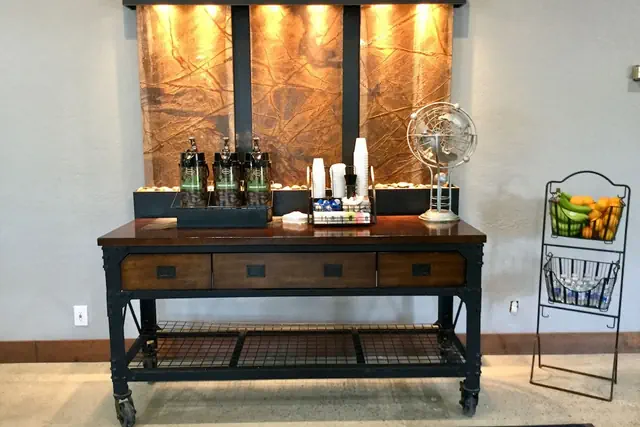 Photo 1 - American Inn North Kansas City