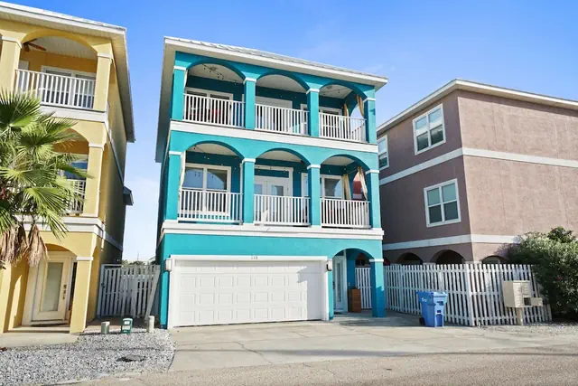 Photo 1 - Beach House - Dreams Come True by PHG