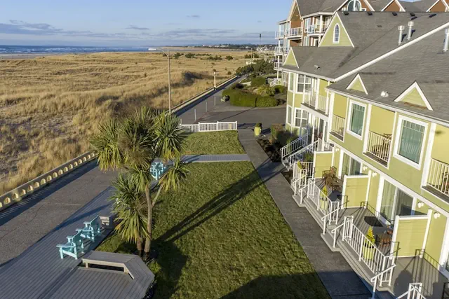 Photo 1 - Inn of the Four Winds Oceanfront Seaside