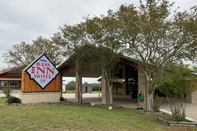 Photo 1 - Bass Inn - Choke Canyon National Park