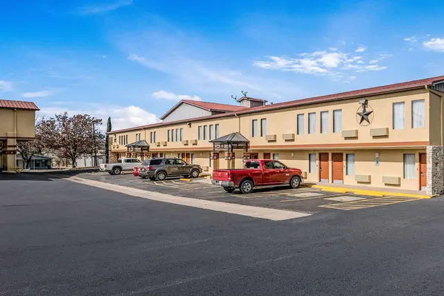 Photo 1 - MainStay Suites Ozona I-10