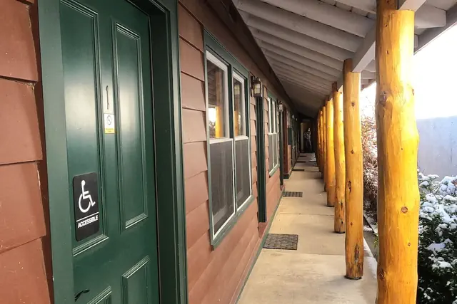 Photo 1 - Creekside Lodge