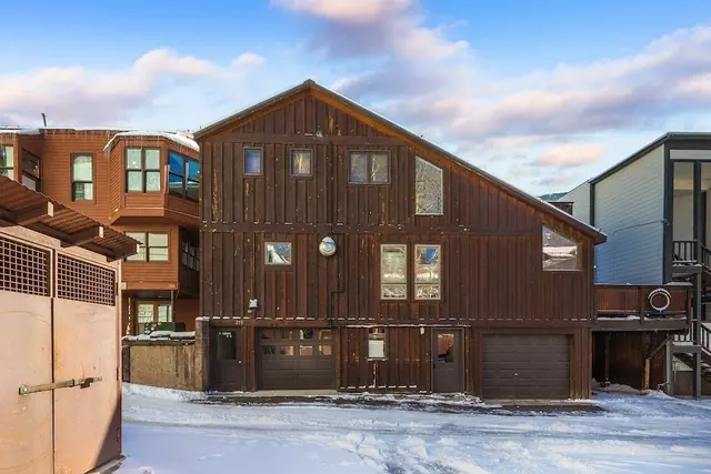 Photo 1 - Comfort, Style, Short Walk To Town Park & Gondola 1 Bedroom Condo by RedAwning