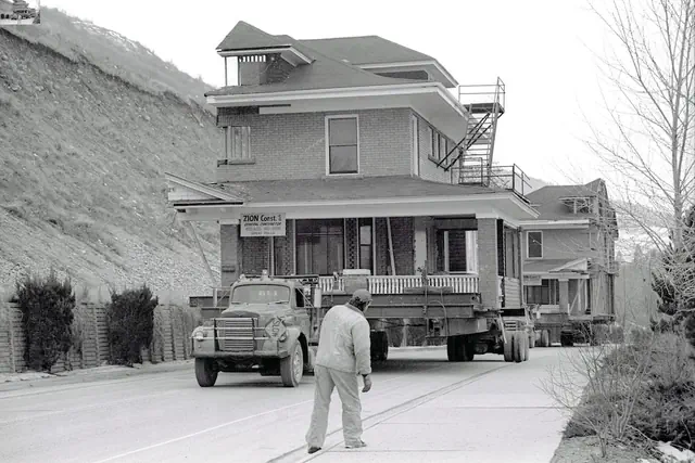 Photo 1 - Goldsmith's Riverfront Inn