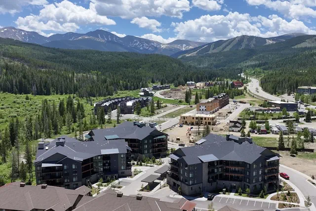 Photo 1 - Ski Idlewild 1 Bedroom Condo by RedAwning