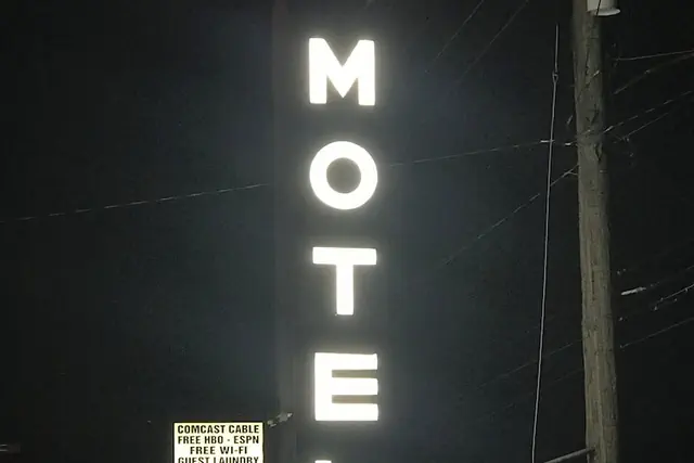 Photo 1 - States Motel