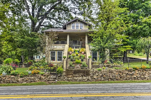 Photo 1 - Historic 'hardy House' on Main Street w/ Fire Pit!