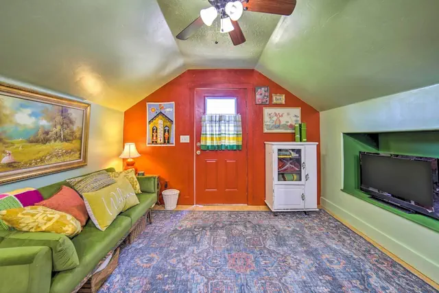 Photo 1 - Colorful Sugar City Apartment ~ 4 Mi to Byu!