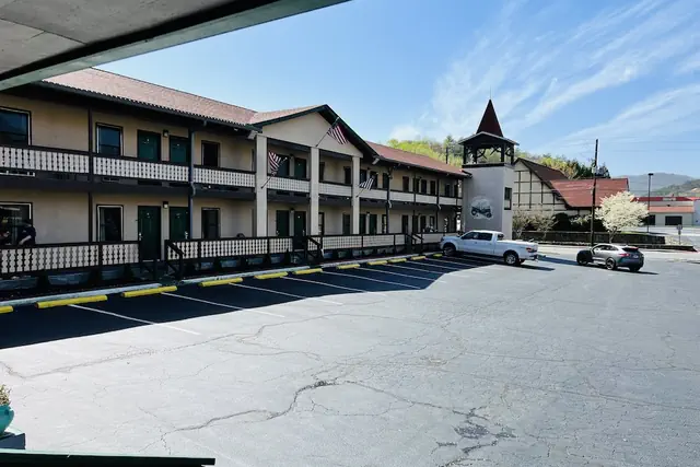 Photo 1 - Alpine Valley Inn