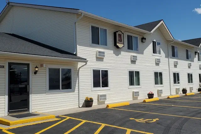 Photo 1 - Wyo Inn