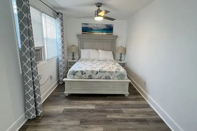Photo 1 - Crystal Sands Apartments