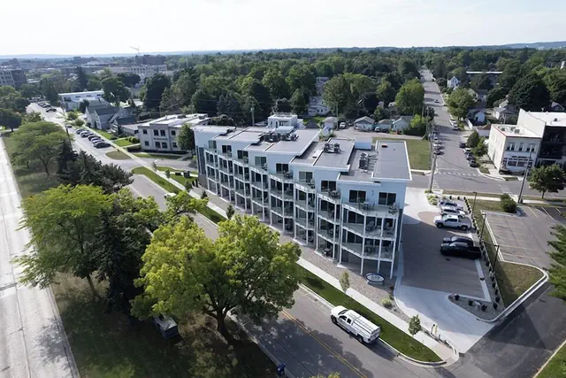 Photo 1 - 539 Bay Street Traverse City - Luxury Downtown Residences