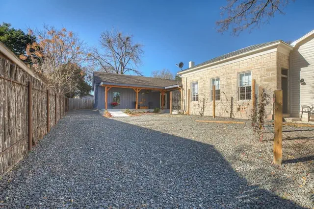 Photo 1 - New! Luxurious Home With Wine Cellar & Firepit!