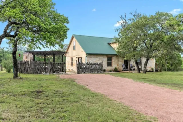 Photo 1 - Luxury Home With Fire Pit & Hill Country Views