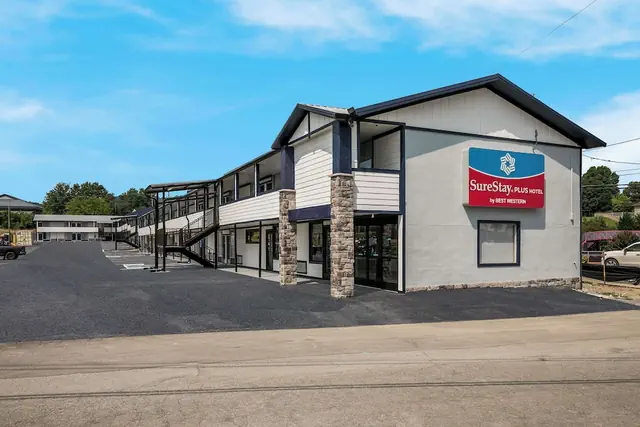 Photo 1 - Surestay Plus By Best Western Pigeon Forge