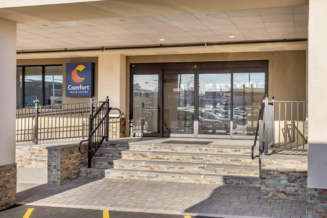 Photo 1 - Comfort Inn & Suites Newark Liberty International Airport