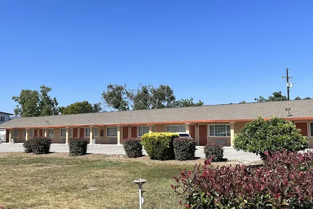 Photo 1 - Travel Inn Gilroy