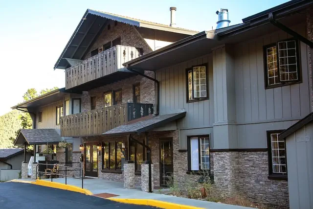 Photo 1 - Fawn Valley Inn: 300 1 Bedroom Condo