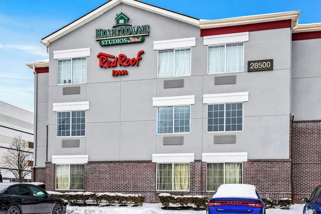 Photo 1 - HomeTowne Studios by Red Roof Southfield