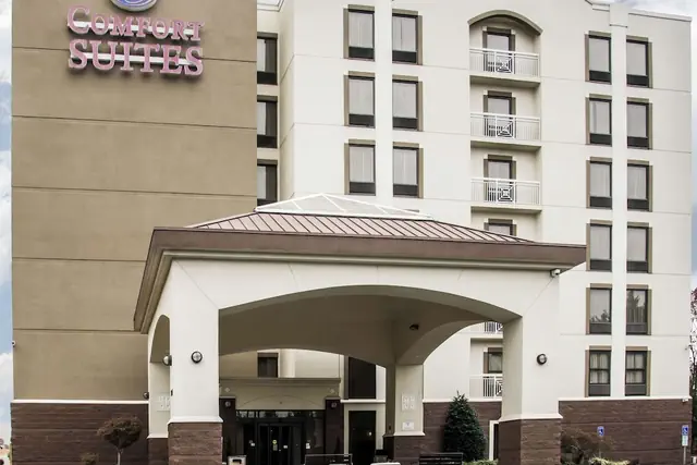 Photo 1 - Comfort Suites University - Research Park