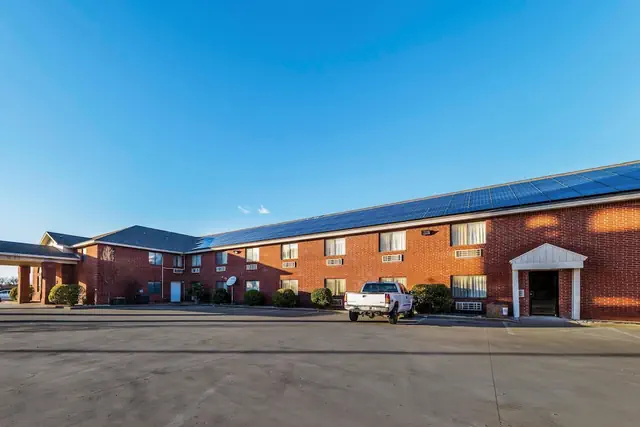 Photo 1 - Rodeway Inn Decatur