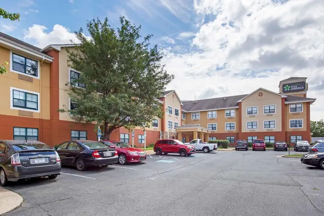 Photo 1 - Extended Stay America Suites Washington DC Alexandria Landma