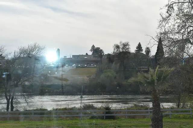 Photo 1 - Travelodge by Wyndham Red Bluff South of Redding