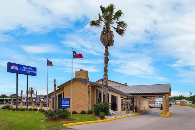 Photo 1 - Americas Best Value Inn West Columbia
